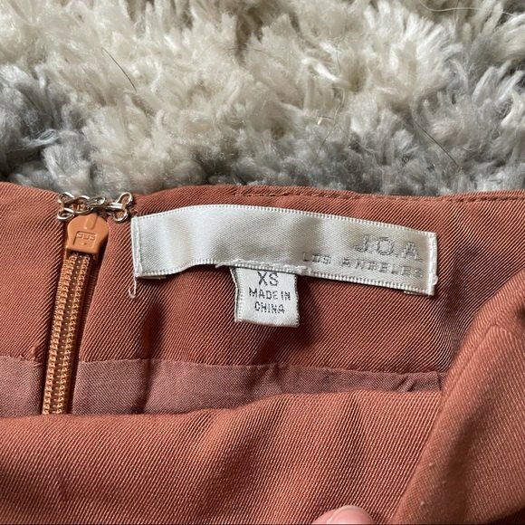 J.O.A. Modern Masterpiece Light Brown Wrap Side Tie Grommet Mini Skirt Lulu’s XS - Picture 6 of 6